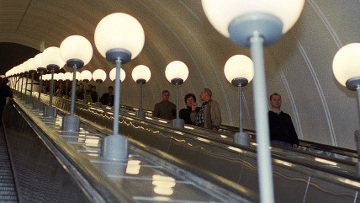 Лужков хочет построить в Москве второе метро, денег на это нет - СМИ